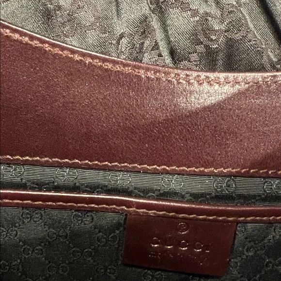 GUCCI AUTHENTIC HOBO BAG - Picture 8 of 9